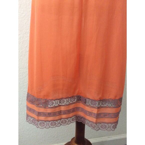 Walker Reid Vintage Slip Lace Trim Sleepwear - Picture 10 of 11